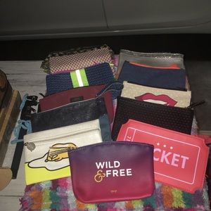 13 Ipsy bags up for grabs 🤗 these are 3$ each